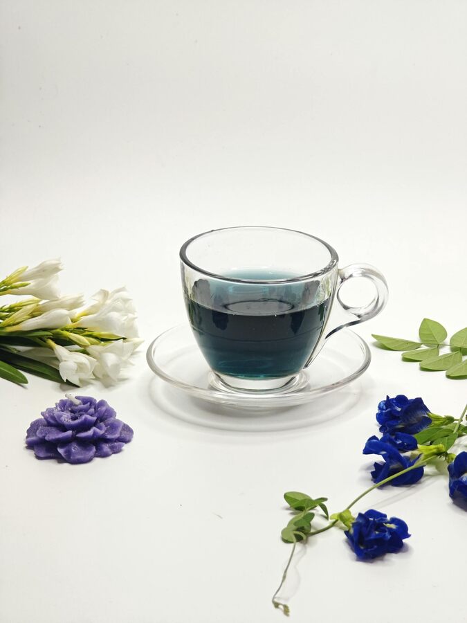 Shankhpushpi Tea - Natural Blue Tea Health Benefits | नीली चाय - Butterfly Pea Flower Tea का कप | Blue Tea Benefits - Herbal Health Drink